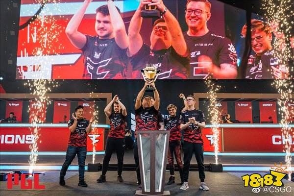 詹姆斯与库 詹姆斯与库