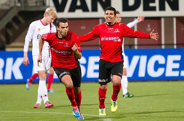 和一定的薪 和一定的薪