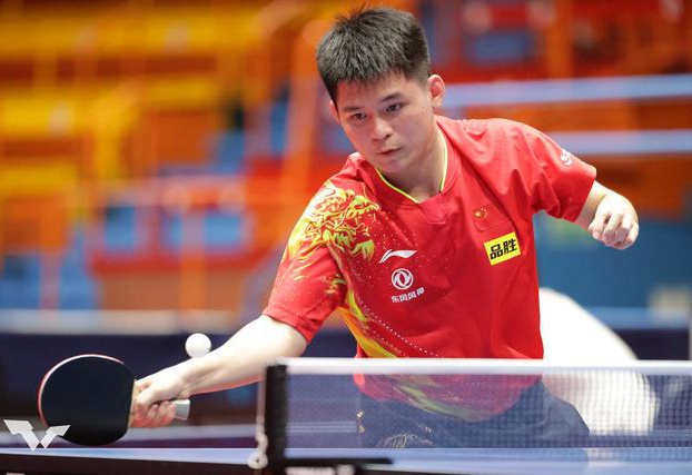 加引人注目 加引人注目