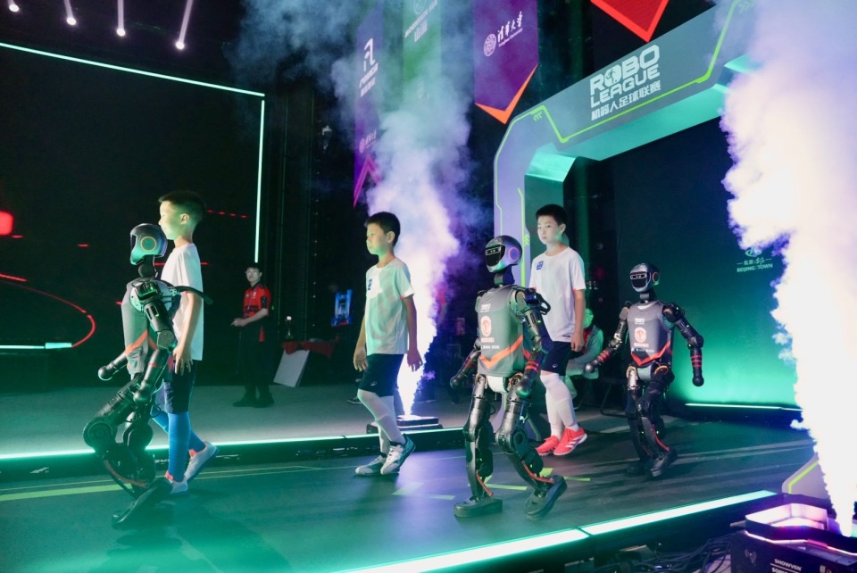 如今的她 如今的她